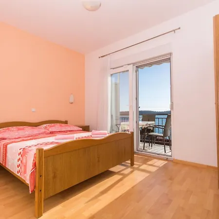 Masteli - One Bedroom With Balcony And Sea View Br 1