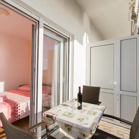 Apartment Masteli - One Bedroom With Balcony And Sea View Br 1 *
