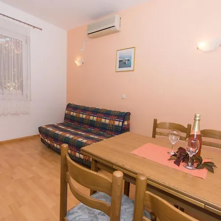 Masteli - One Bedroom With Balcony And Sea View Br 1